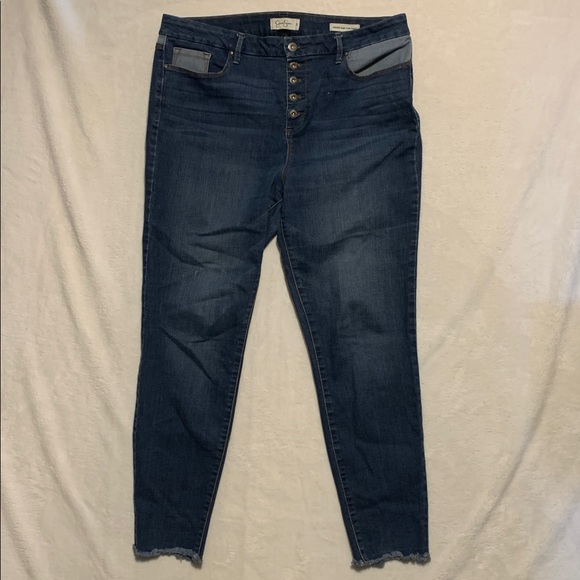 Jessica Simpson Denim - Jessica Simpson adored high rise Ankle Jeans raw hem size 33